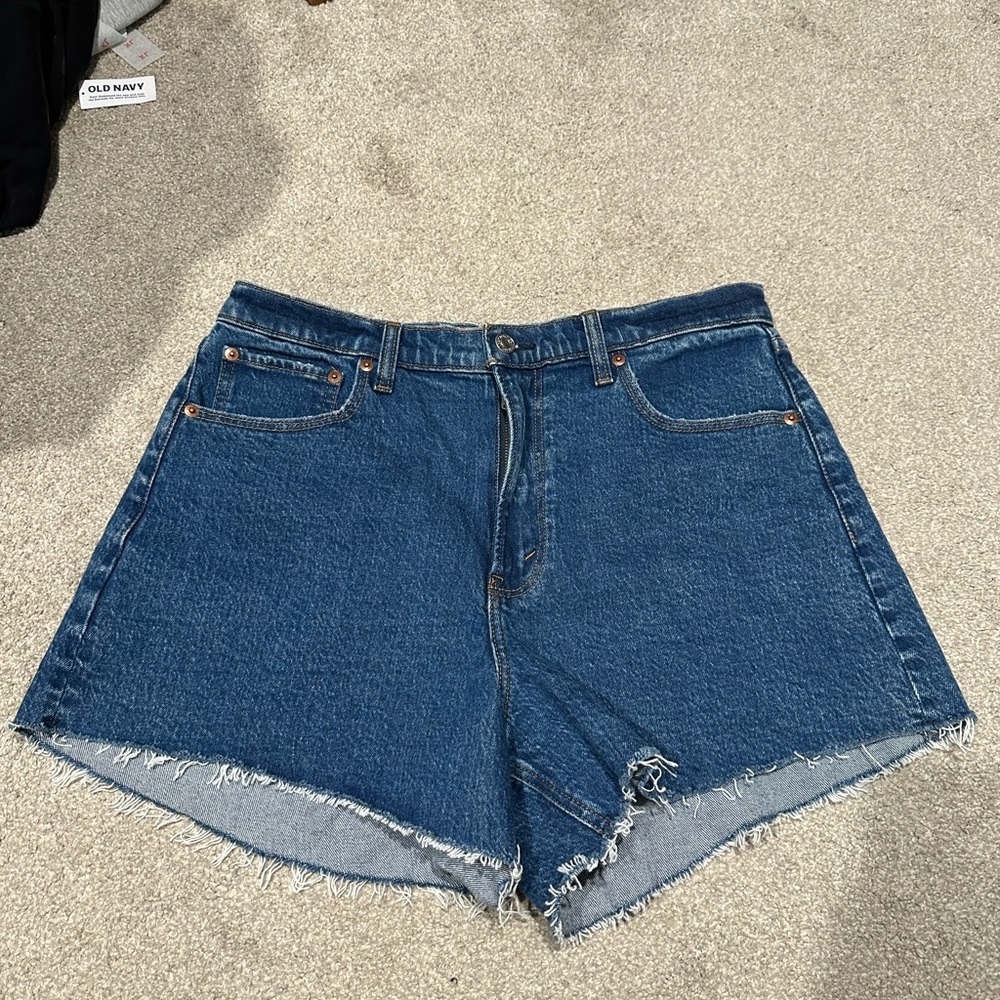 Abercrombie 90’s relaxed denim shorts
